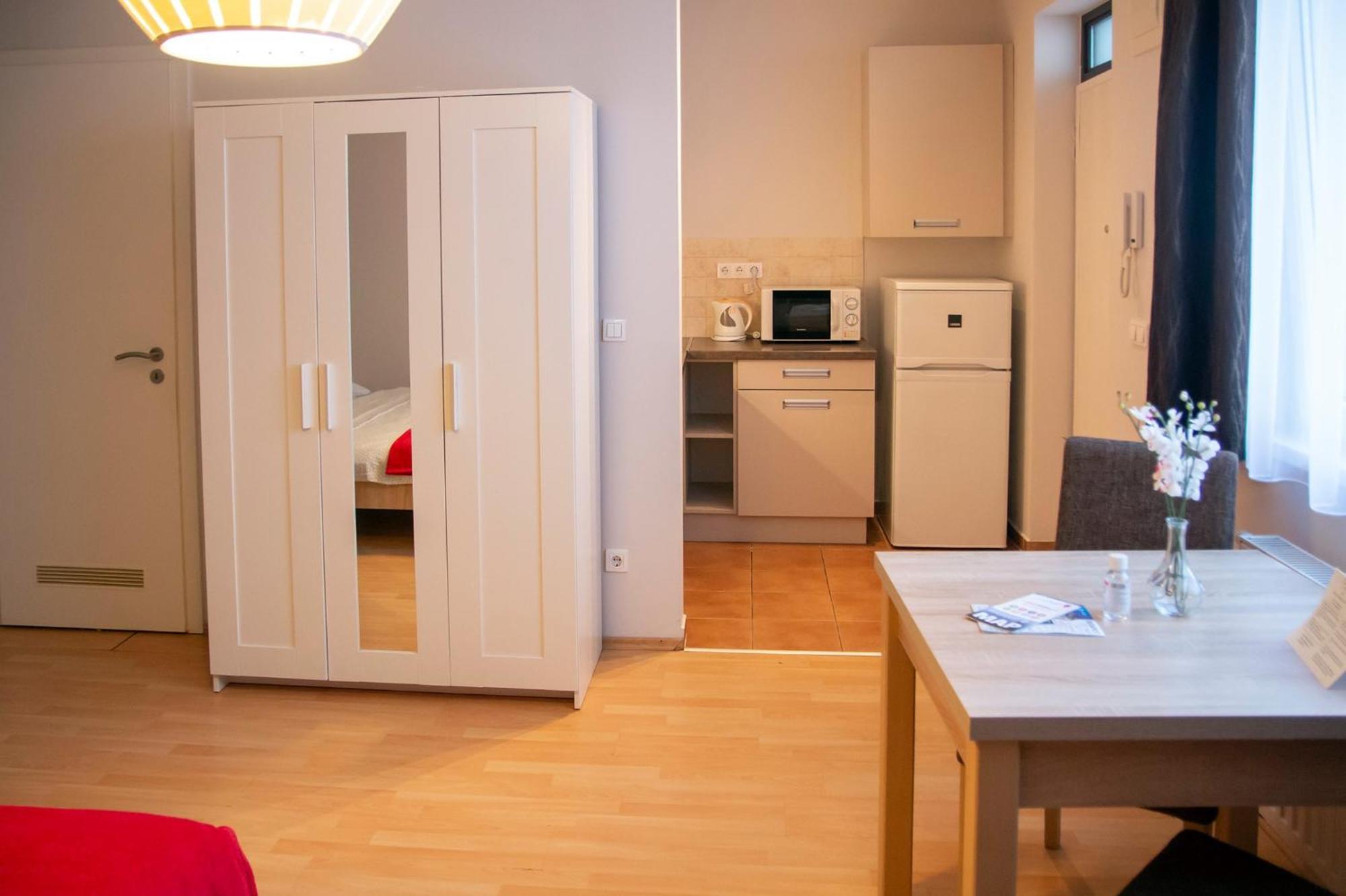 Keleti Studio Apartments Budapest Exteriör bild